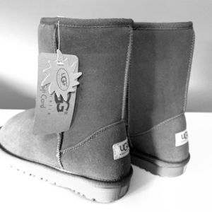 UGG’s - women’s classic short. Brand new!